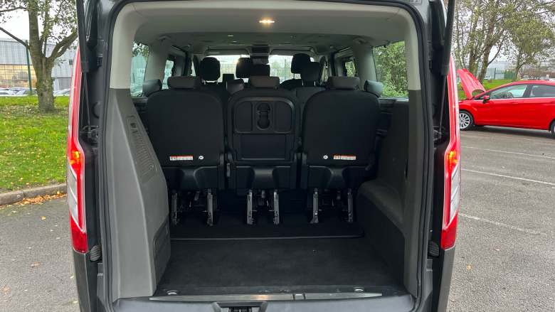 Ford Tourneo Custom Transit Custom Tourneo L2 Diesel Fwd 2.0 EcoBlue 130ps L/R 8 Seater Titanium Auto